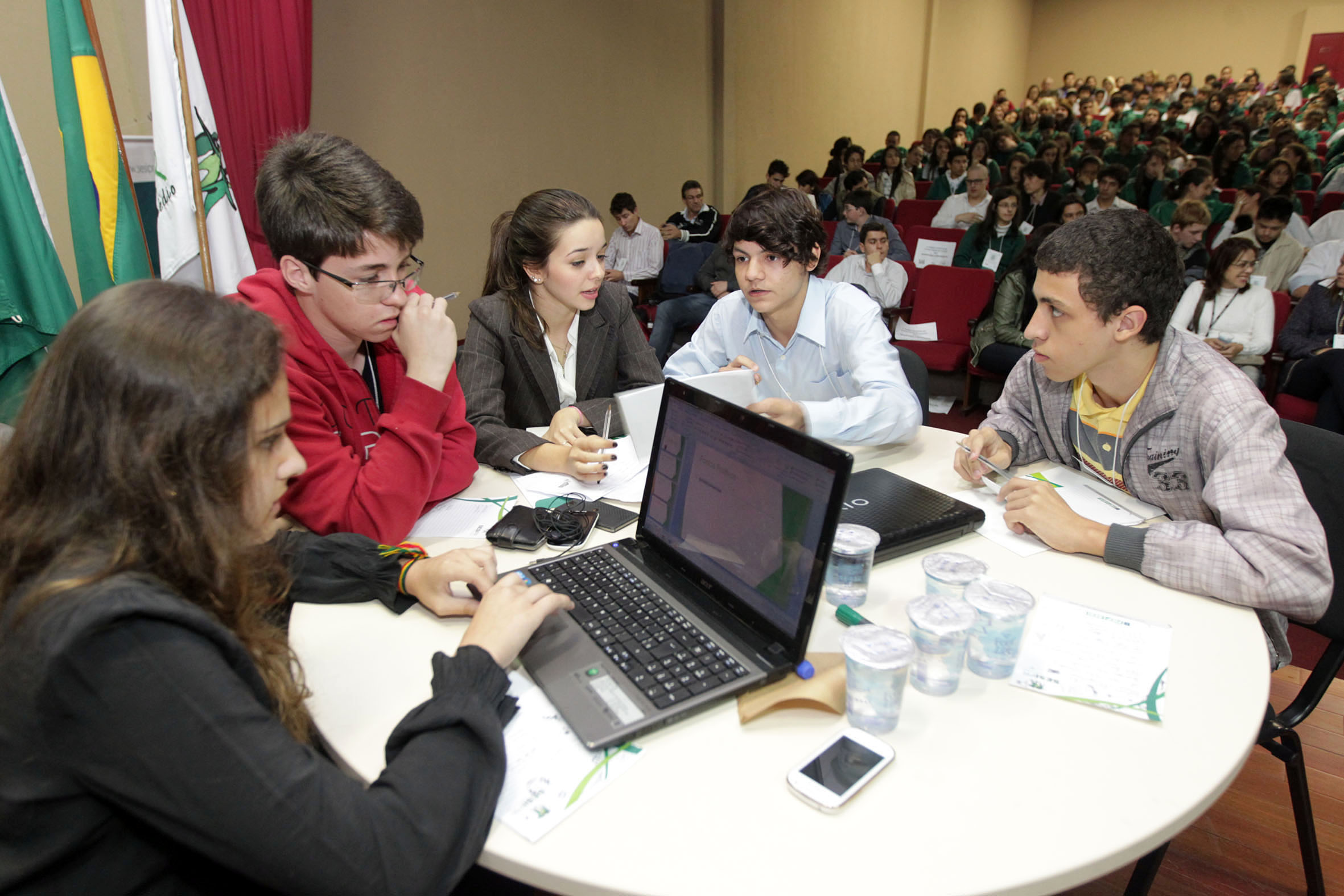 1%c2%ba-torneio-estadual-de-jovens-f%c3%adsicos-col%c3%a9gio-sesi-020