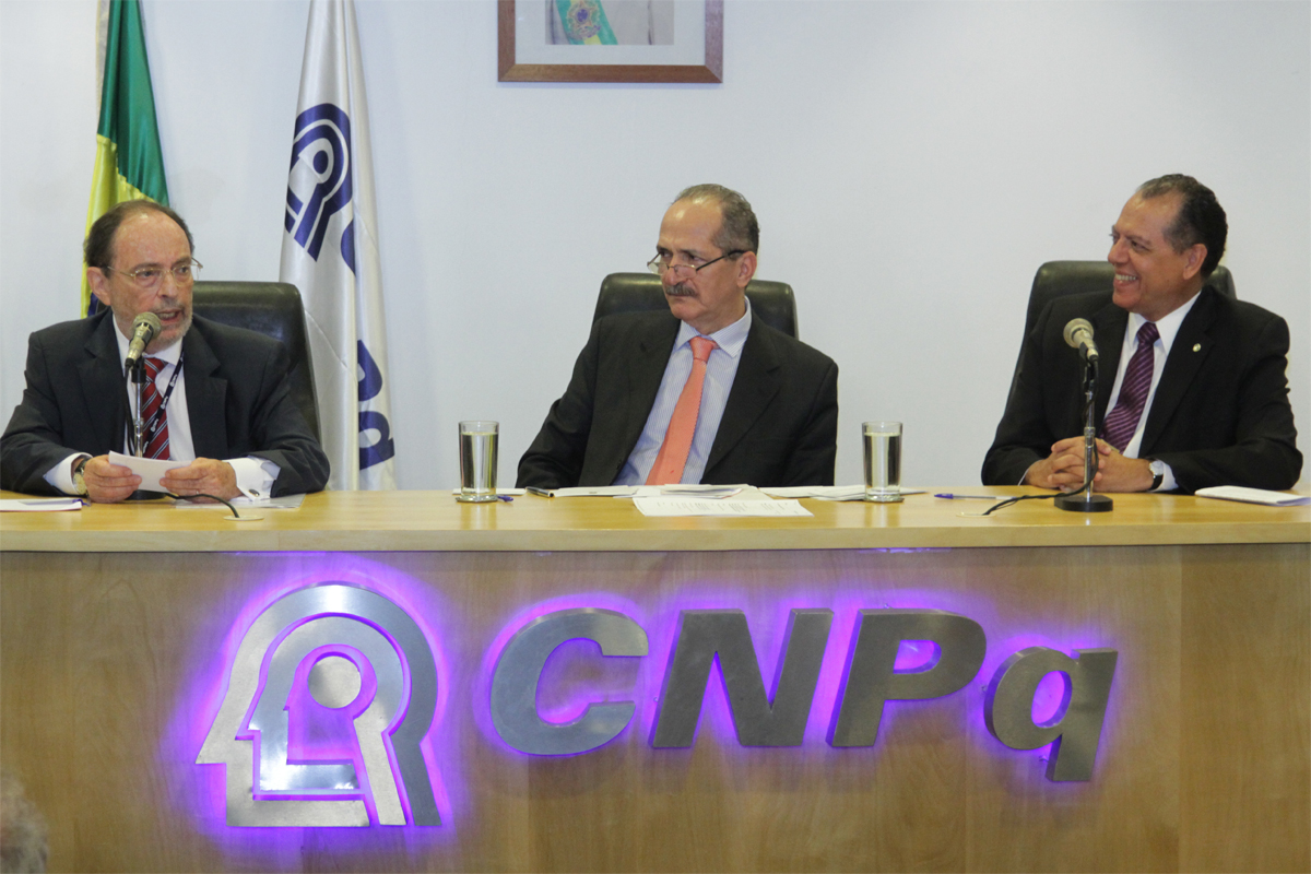 24.02_-_posse_do_novo_presidente_do_cnpq_(3)