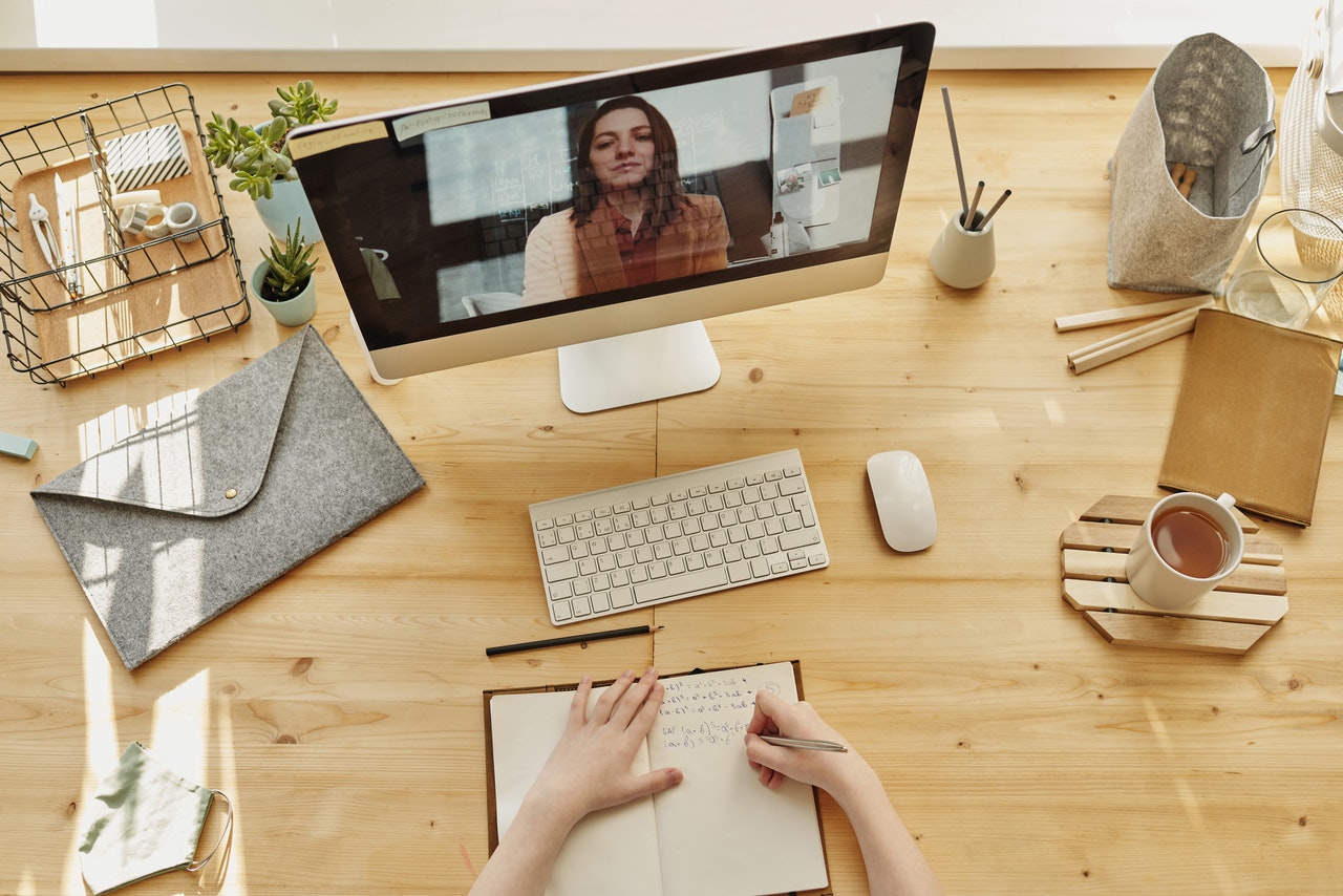 Cursos-online-gratuitos-reconhecidos-empresas