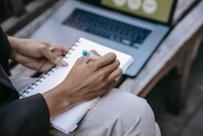 Diferenca-curso-especializacao-mba