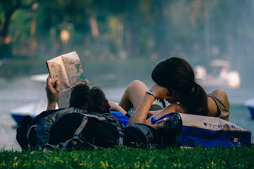 3_dicas_que_podem_ajudar_todo_universit%c3%a1rio_a_economizar_com_viagens_-_1