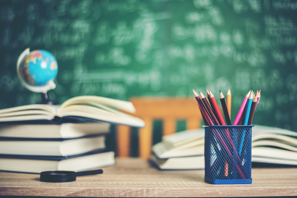 Organiza%c3%a7%c3%a3o_escolar
