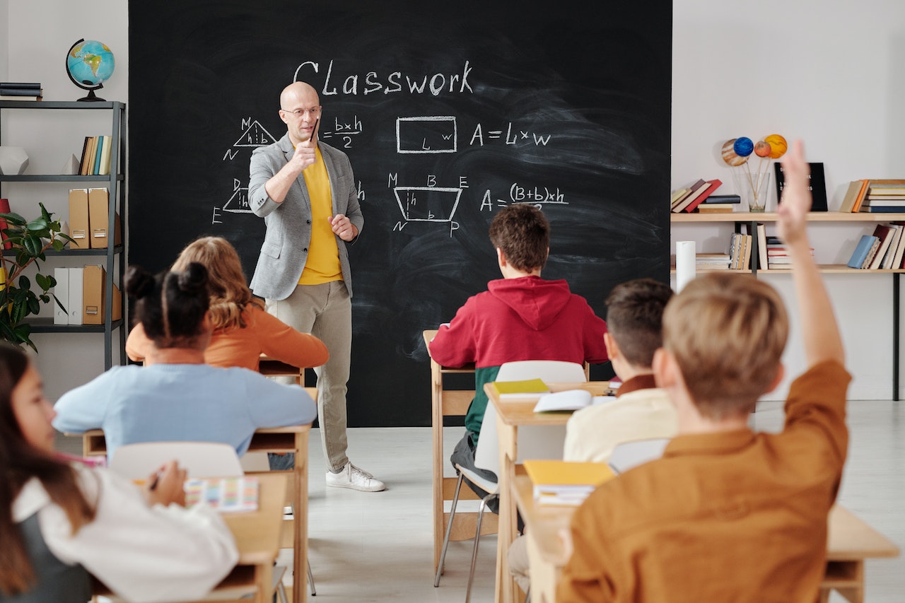 Educa%c3%a7%c3%a3o_socioemocional